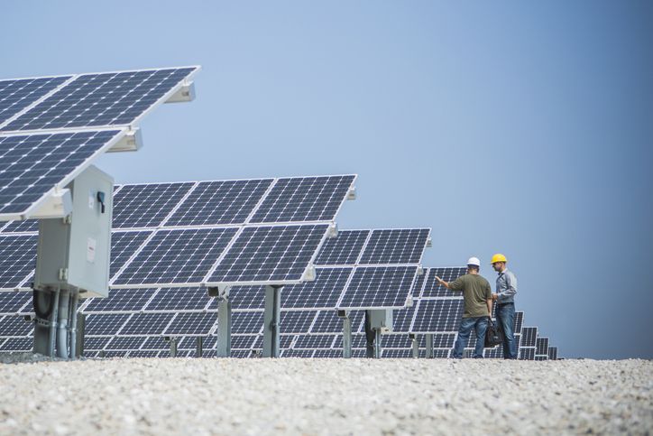 Intersolar 2022: Impacto dos raios e queimadas na rotina de uma usina solar